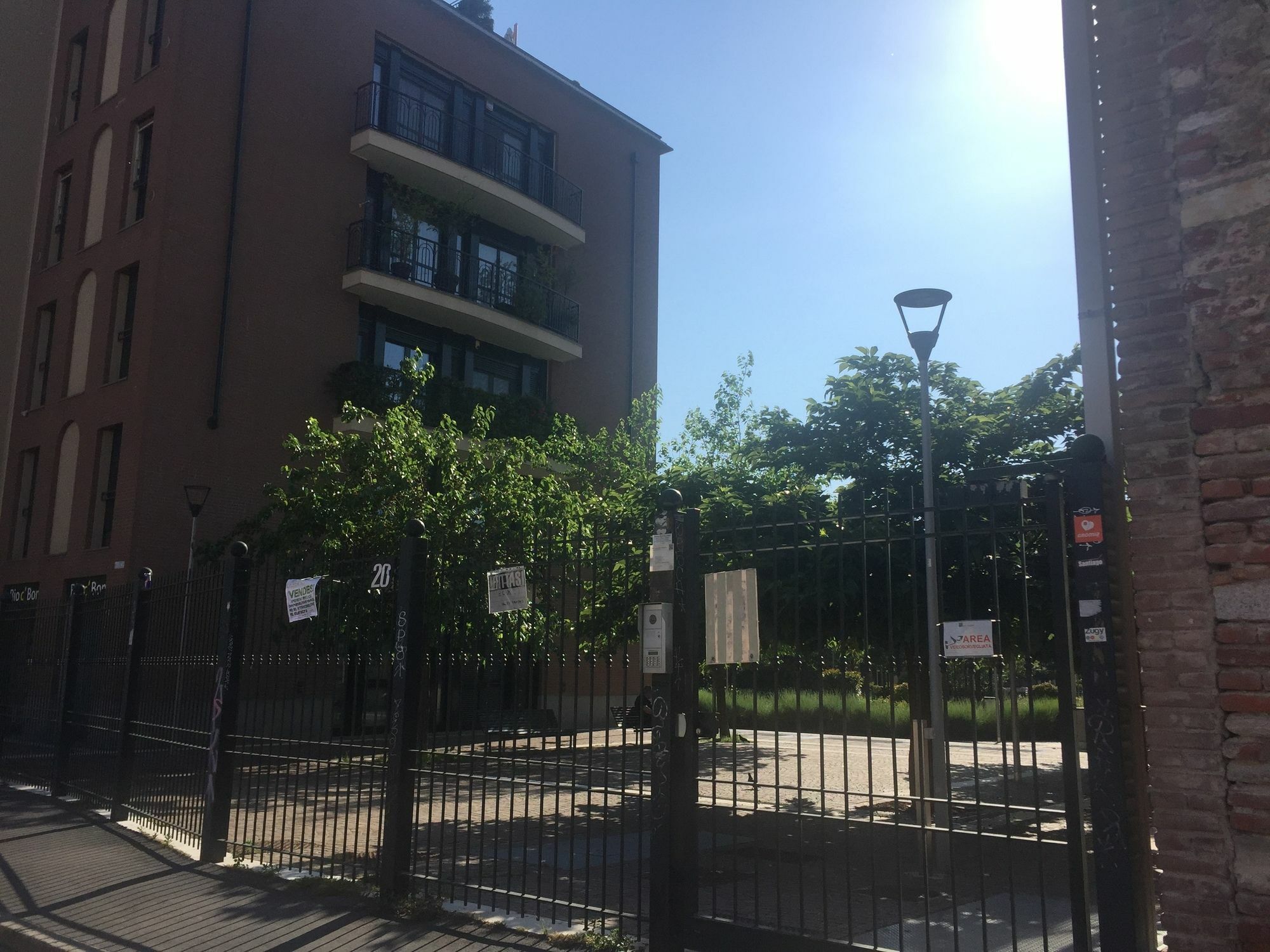 Homeathotel - Naviglio Pavese Milano Exterior foto